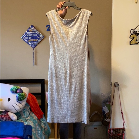 Dress - Picture 2 of 4